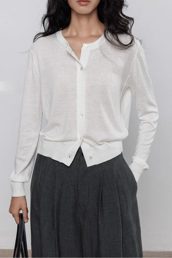 Lightweight Crewneck Knit Top Women Slim Fit Long Sleeve