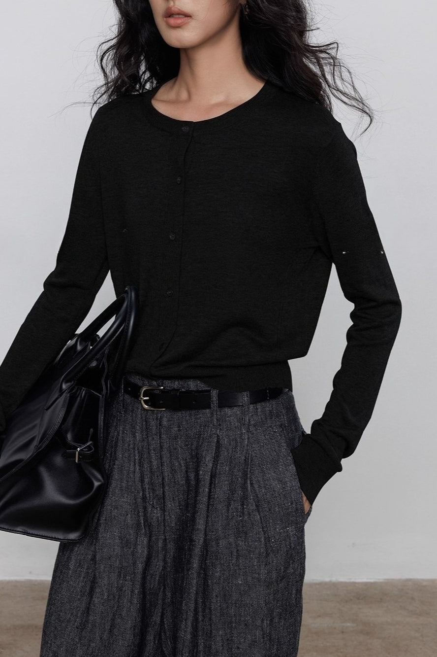 Lightweight Crewneck Knit Top Women Slim Fit Long Sleeve