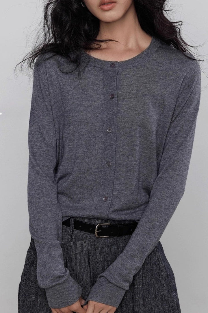 Lightweight Crewneck Knit Top Women Slim Fit Long Sleeve