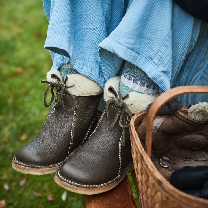 Faux Shearling Lined Winter Boots Women Mid Calf