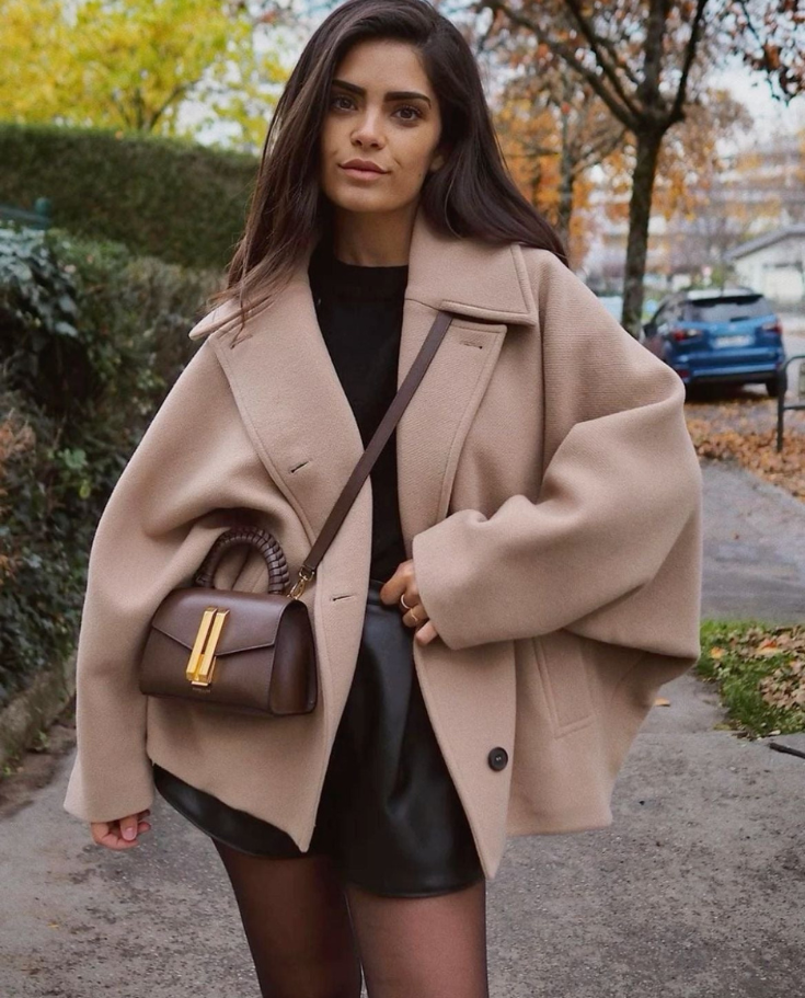 Women's Oversized Single-Breasted Wool Coat Short Fit